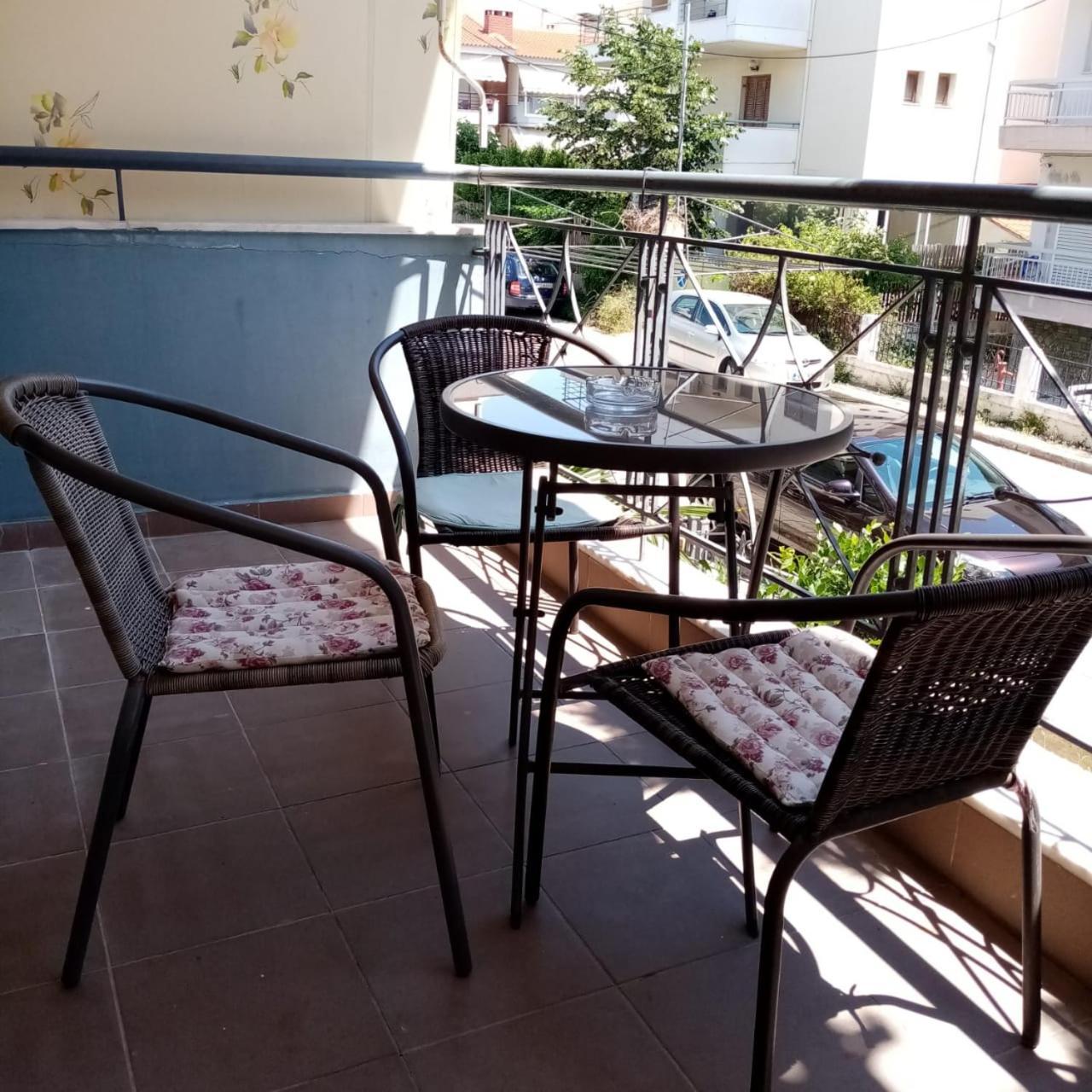 Apartment By The Beach - Nei Epivates ネオイ・エピヴァタイ エクステリア 写真