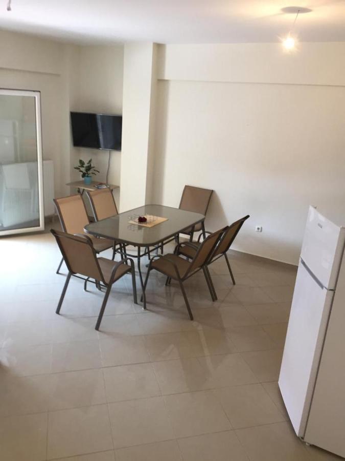 Apartment By The Beach - Nei Epivates ネオイ・エピヴァタイ エクステリア 写真